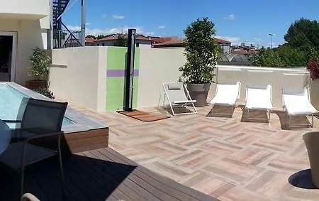 Palace & La Conchiglia D' Oro מלון