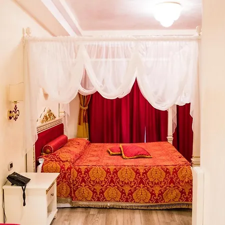 Palace & La Conchiglia D' Oro Hotel 4*