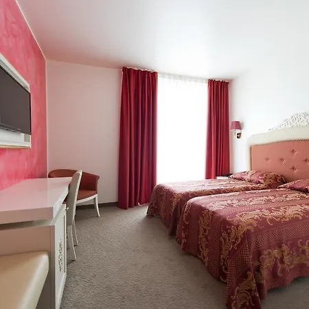 Palace & La Conchiglia D' Oro 4*