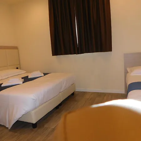 Palace & La Conchiglia D' Oro 4*