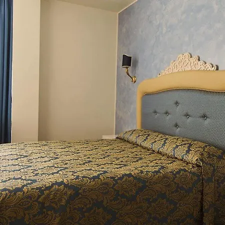 Palace & La Conchiglia D' Oro ホテル 4*